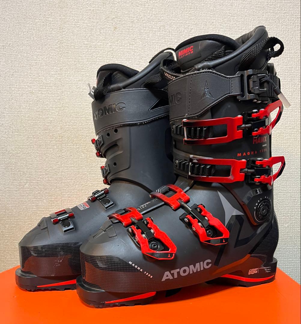 幅広モデル ATOMIC Hawx Magna 130S 26-26.5cm