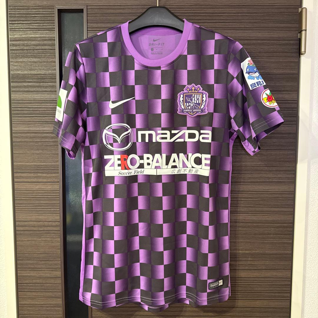 【美品】サンフレッチェ広島 プレマッチトップ NIKE ナイキ