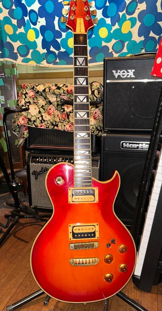 ピ*ク様 AriaPro2 / アリアプロ2 エレキギター　中古品　(送料込)