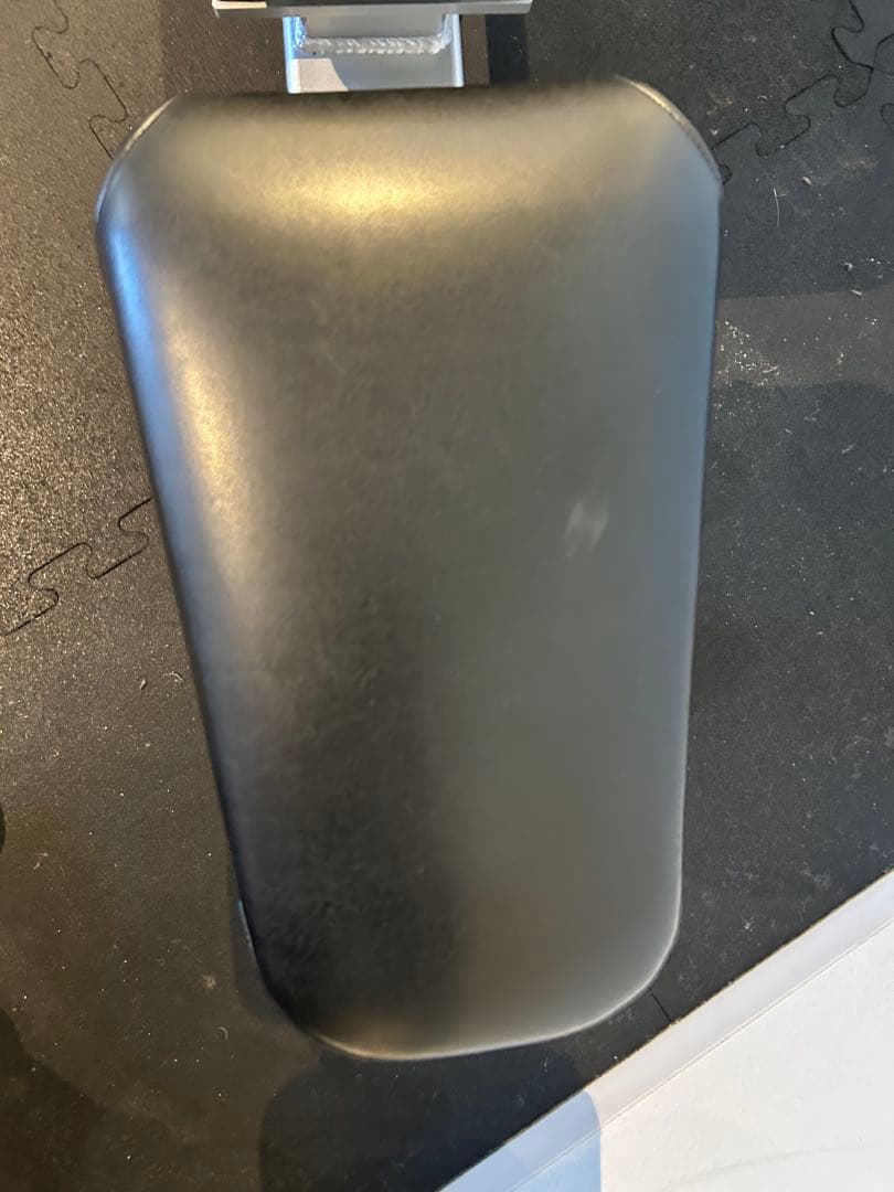 Think Fitnessパワービルダーアジャスタブルベンチ ゴールドジム⑤