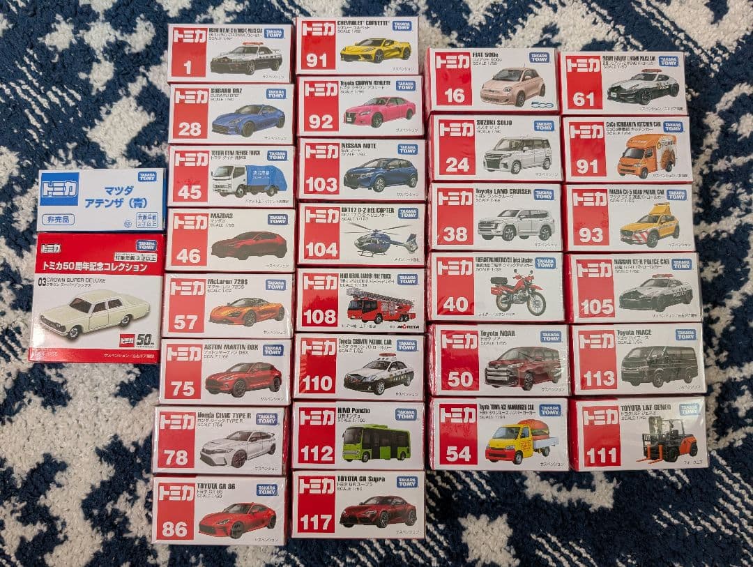 トミカ ミニカー 30台
