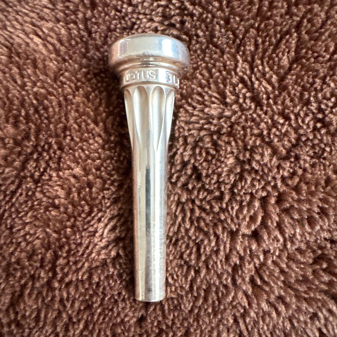 Lotusトランペットマウスピース 3L2