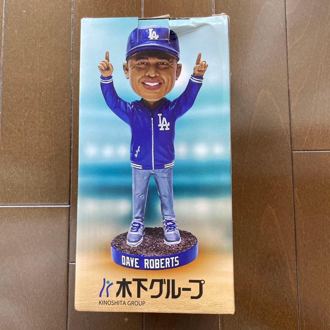 る*ん様 デイブ・ロバーツ監督　ボブルヘッド人形　2025年4月26日特典