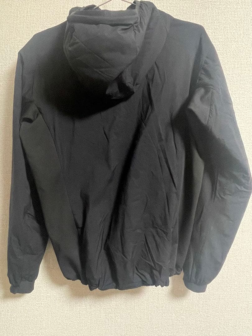 ARC'TERYX アトムフーディ　XS ブラック