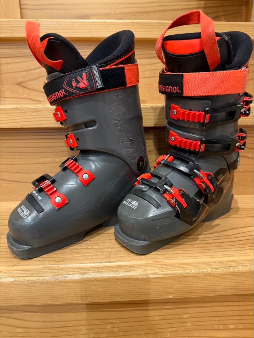 ROSSIGNOL HERO 子ども用スキー靴 グレー/赤