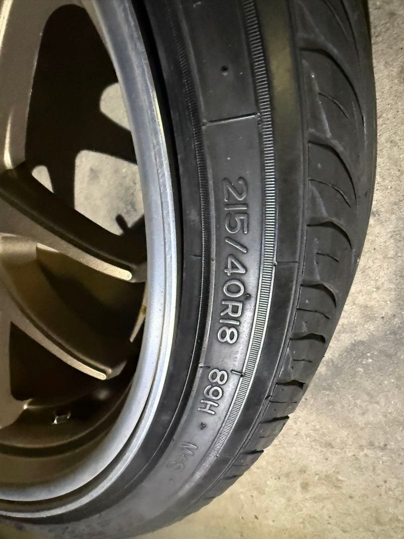 eleven racing 18インチ×9J+30 タイヤ付き　4本セット