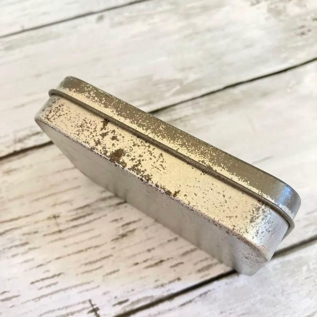 ウルトラマン　限定品　30周年　ピンバッジ