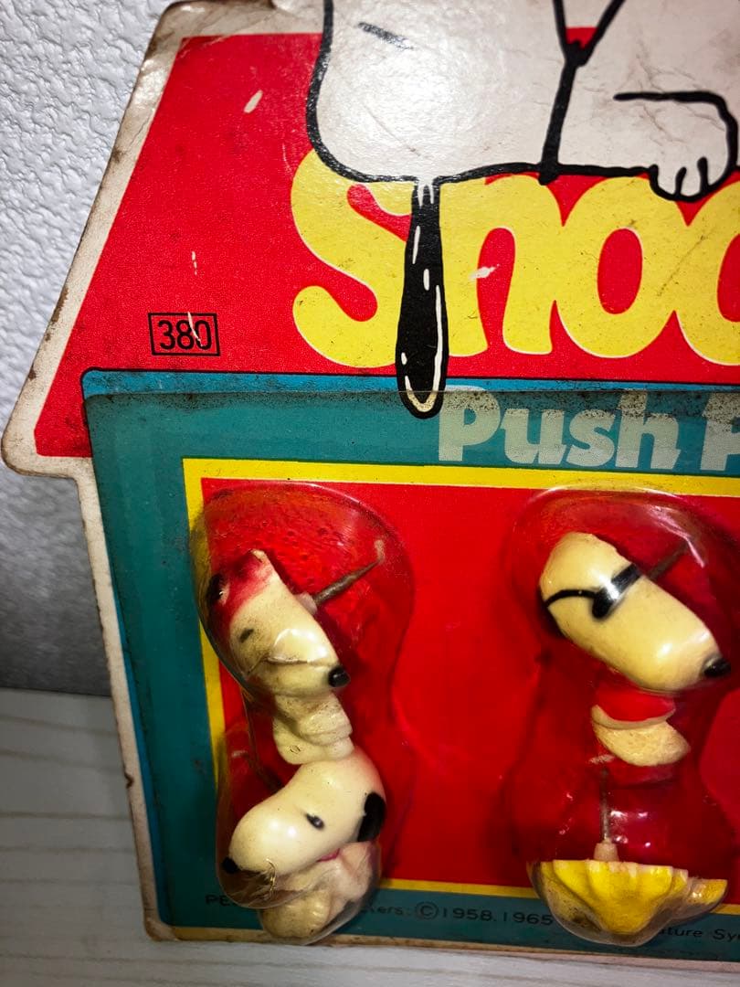 70年代 スヌーピーとピーナッツギャング　ソフビ　プッシュピンズ　まとめて