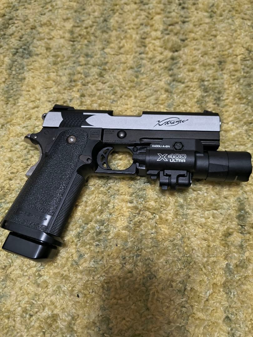 XTREME .45 ガスガン X400 ULTRAライト付き