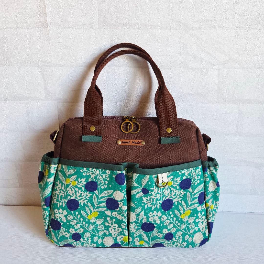 JUNE様　ポケットいっぱいトートバッグ(M)　ハンドメイド