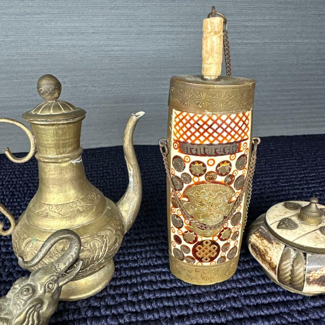 ネパール　置物　小物入れ