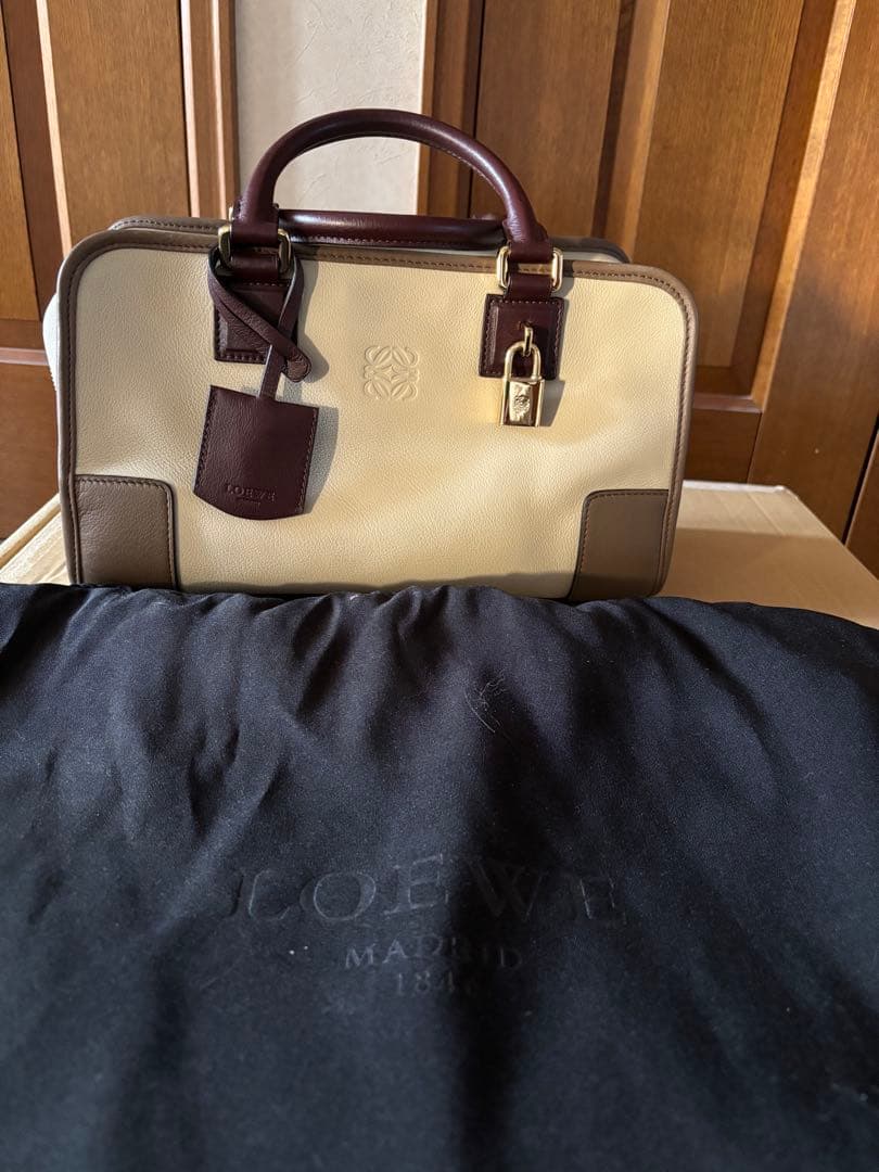 新品未使用　LOEWE レザー バッグ クリーム/ブラウン