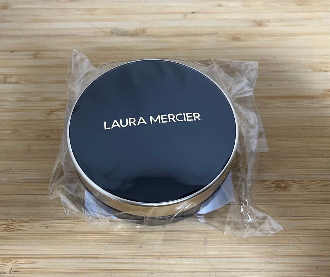 未使用新品　ローラメルシエ　クッションファンデーション　1N0