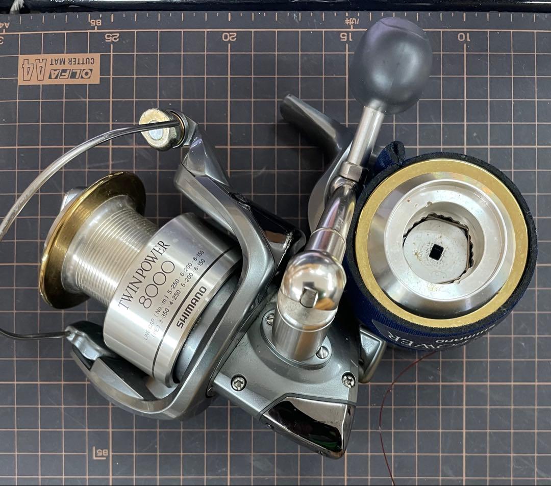 98ツインパワー　8000 替スプール付き
