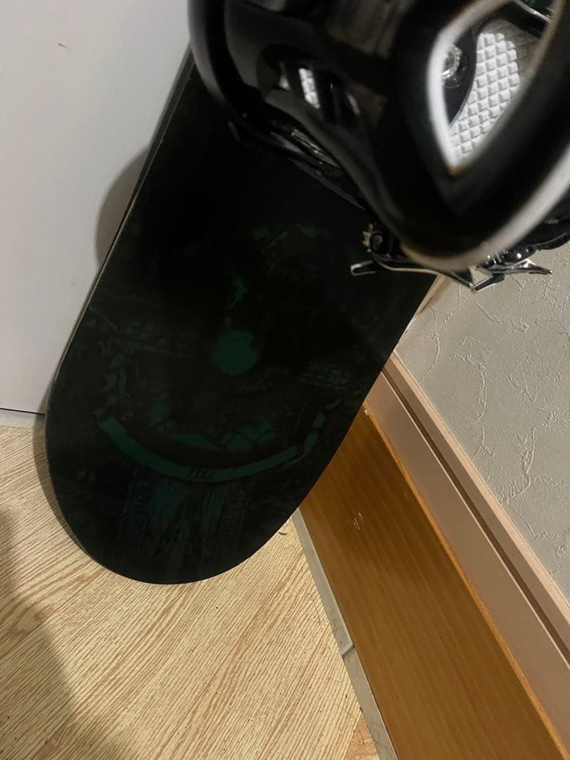 初中級グラトリ、カービングボード！BURTON DEUCE 152cm RIDE