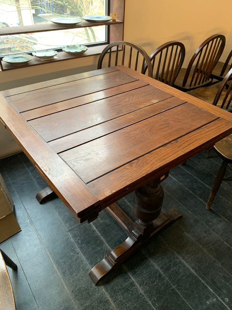 ドローリーフテーブル　伸縮式テーブル　2月20日から3月10日までに配送予定。