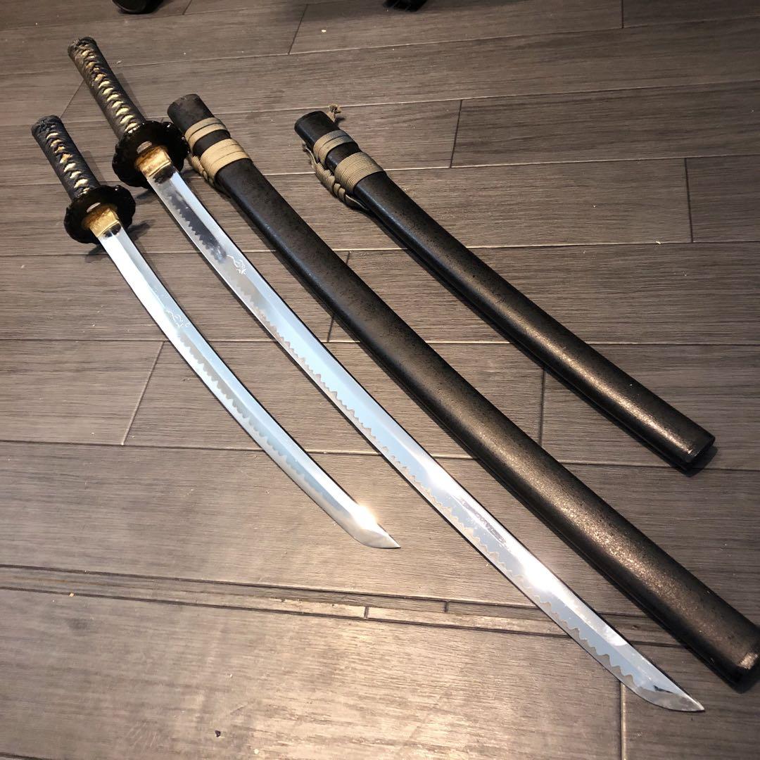 本格模造刀　龍梵字刻印　居合刀　 美術刀剣　太刀　脇差　大小セット　緑拵え