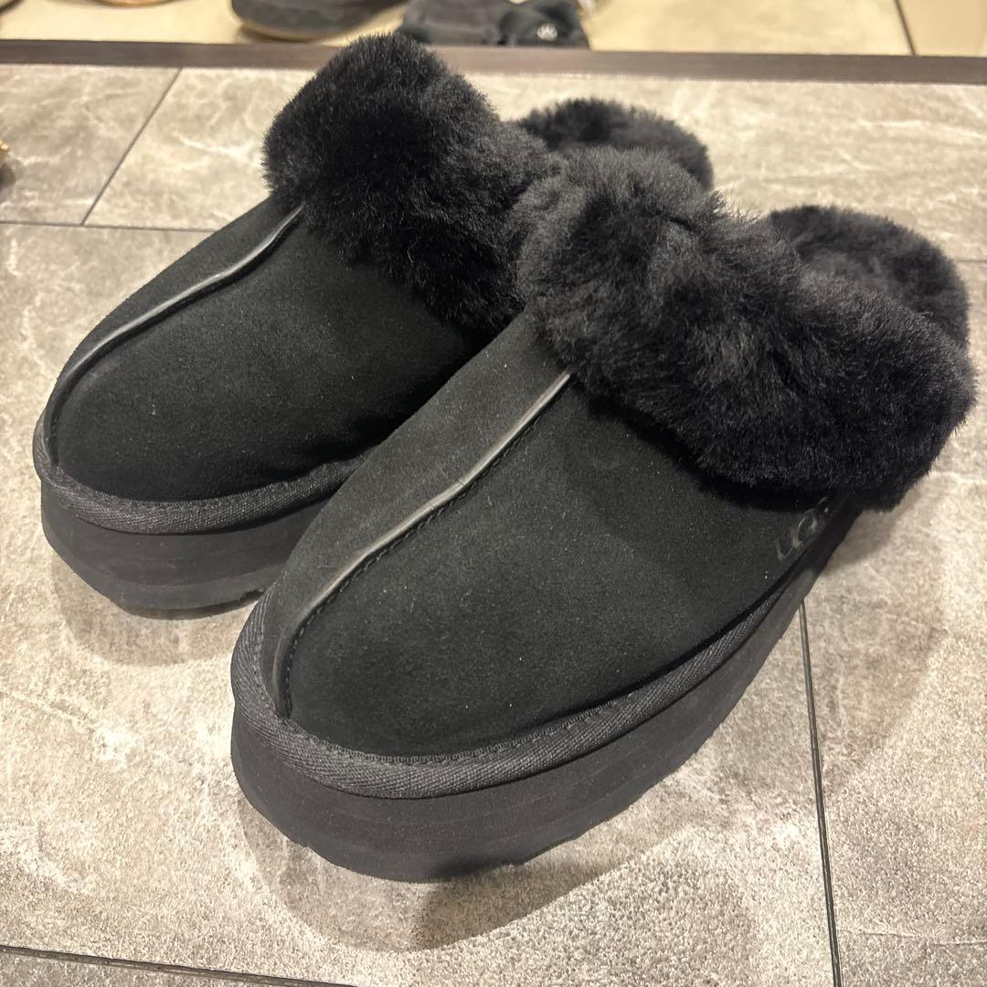 UGG ブラック サボ・クロッグサンダル