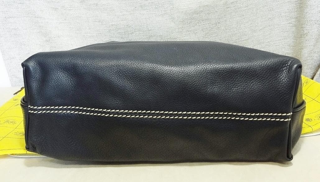 ニッシー【美品】Felisi 　フェリージ　14-8　レザー　バッグ　黒