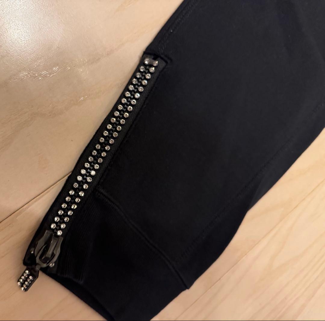 早いもの勝ちです‼︎ セットアップ上下です。(正規品)