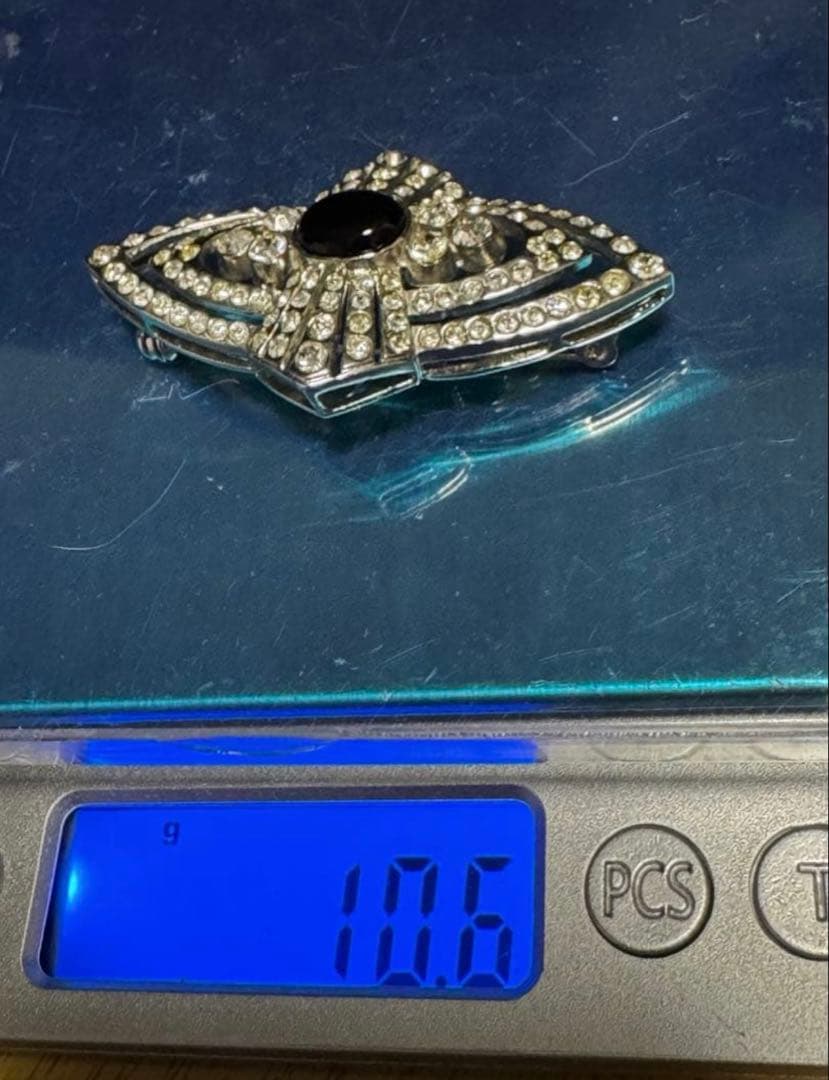 フランス　ヴィンテージ 銀張りのライトストーンと黒色石のブローチ　長期保存