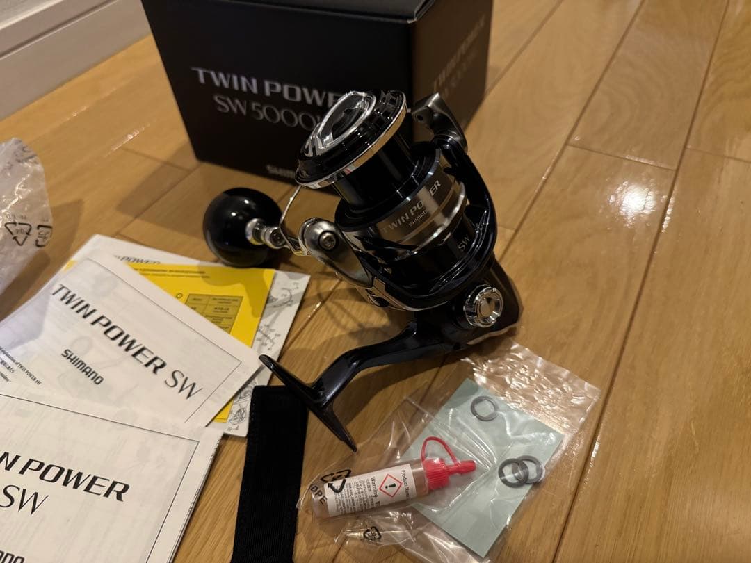 シマノ ツインパワーSW 5000HG 未使用 TWIN POWER SW