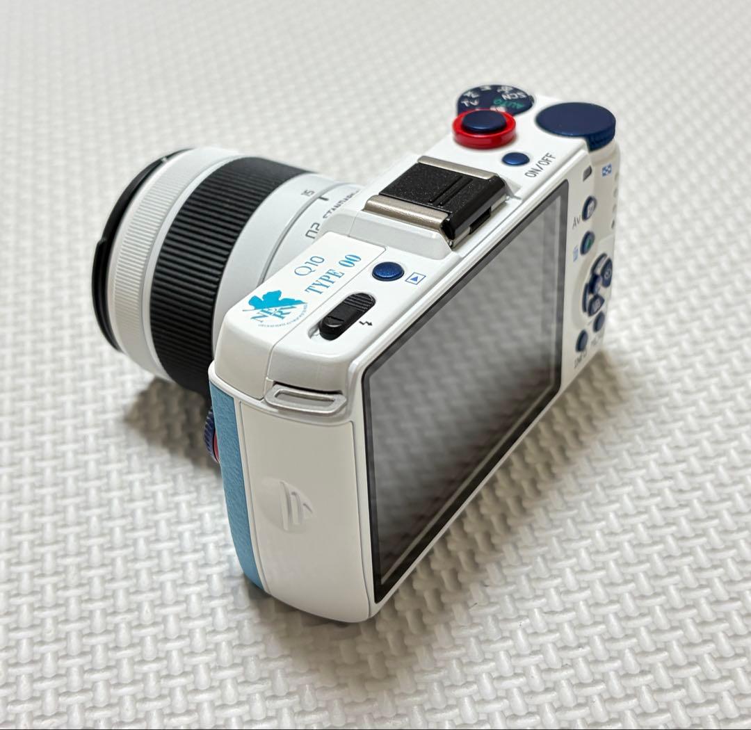 ペンタックス Q10 エヴァンゲリオンモデル TYPE00 : レイ
