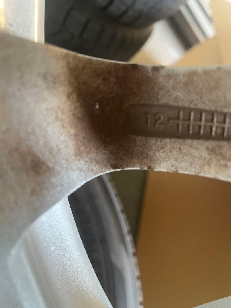 ほぼ未使用ヨコハマIce GUARD 145/80R13 タイヤホイールセット