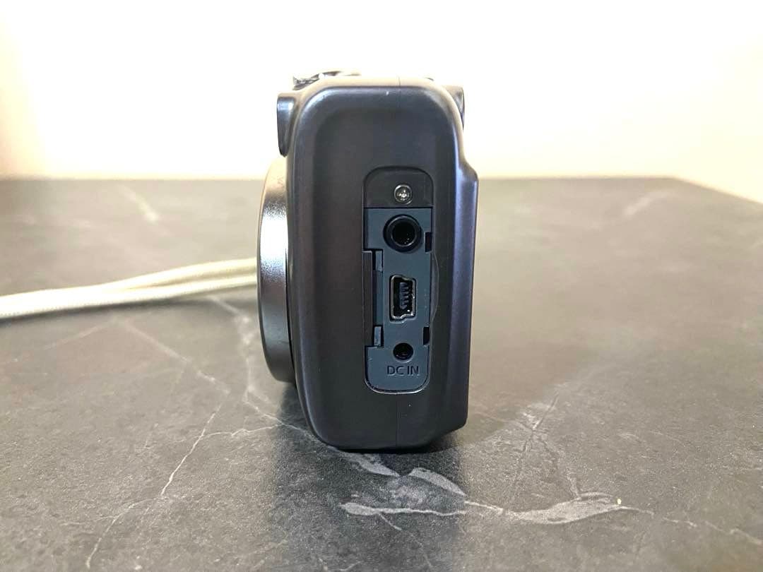 美品 Canon PowerShot A590ISコンパクトデジタルカメラ