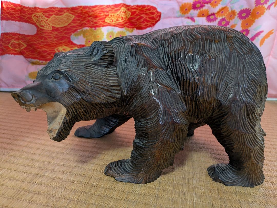 木製クマ置物