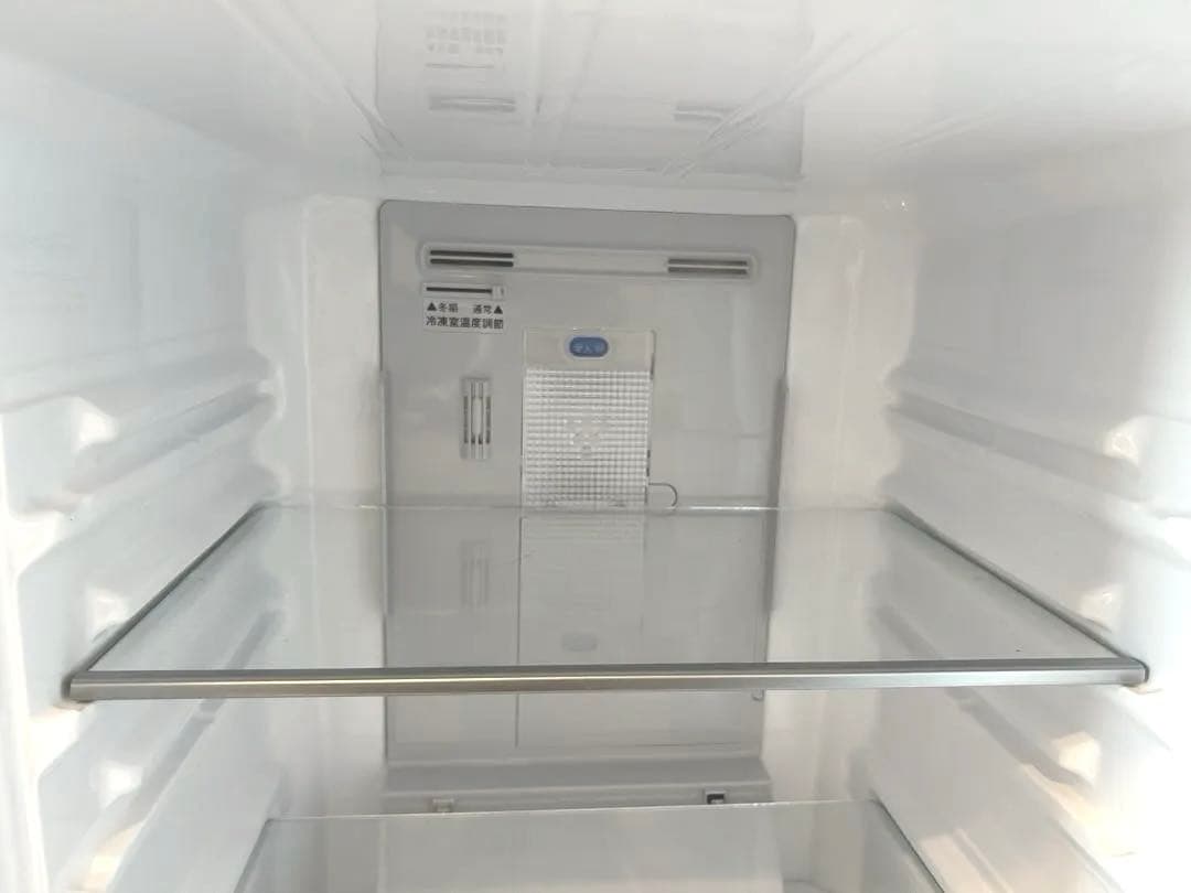 【送料込み】シャープ 冷蔵庫 SJ-GD14C-W 137L 【マット付き】