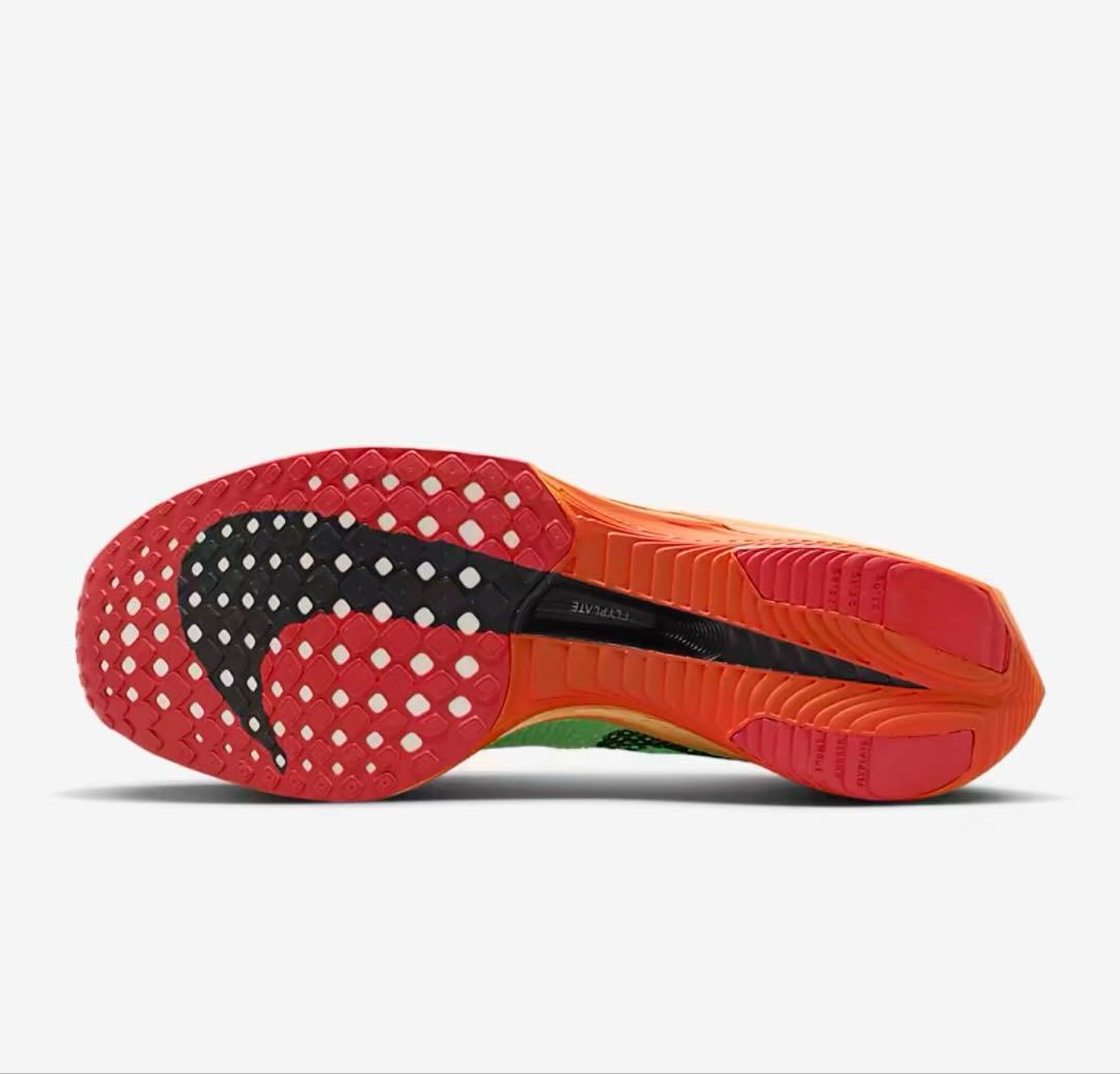 【新品未使用　28センチ　NIKEズームXヴェイパーフライ ネクスト%3