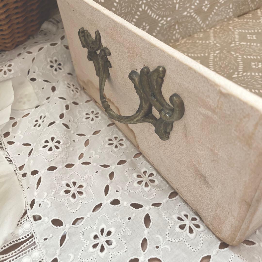 フランスアンティーク　トランク