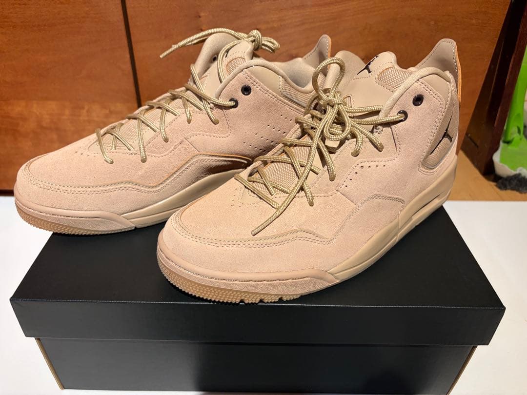 即購入歓迎　新品未使用　NIKE ジョーダン コートサイド 23 28.5cm