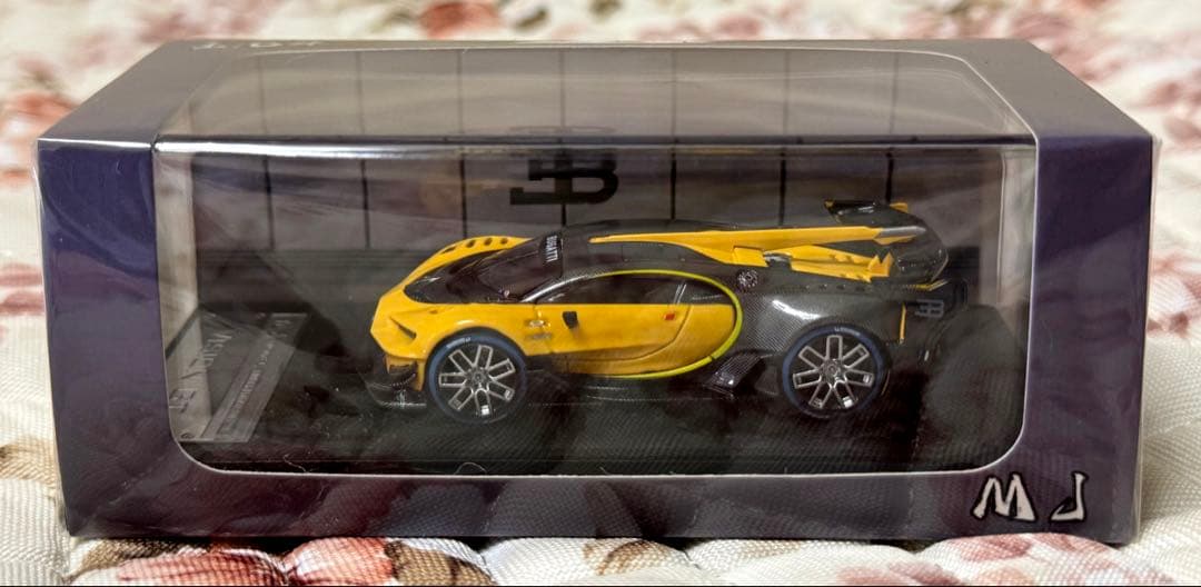 MJ モデル 1/64 ブガッティ ビジョン GT 黄色
