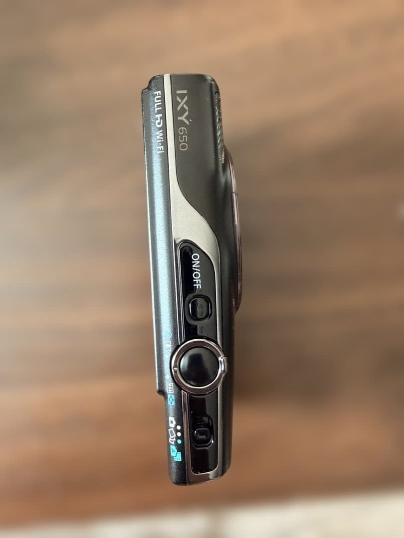 【極美品】Canon IXY650mコンパクトデジタルカメラ　ブラックおまけ付き