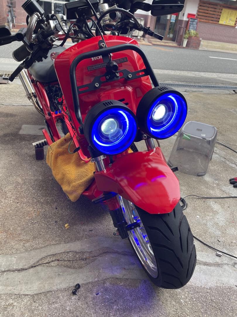 ズーマーヘッドライト