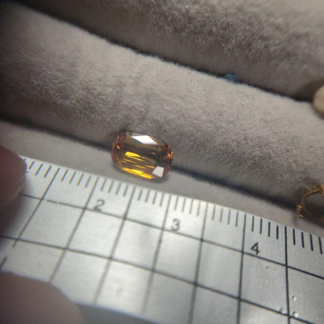 天然イエローサファイア 1.550ct