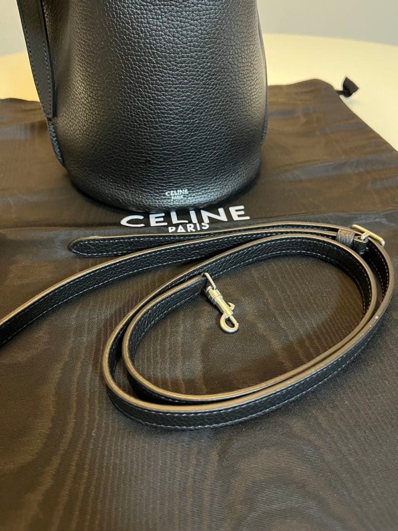 美品✨✨ セリーヌ　ナノレザー ビッグバケットバッグ サッチェルバッグ　ブラック