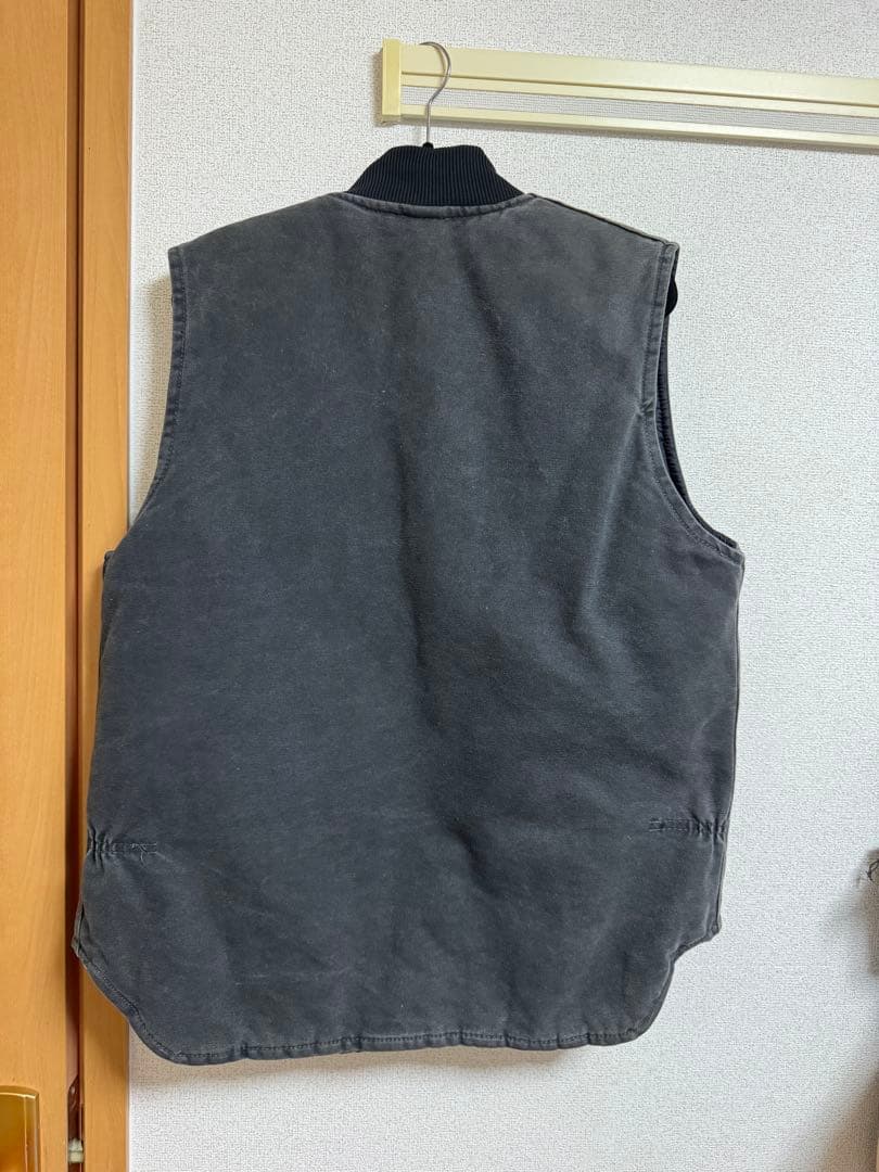 Carhartt グレー ダウンベスト