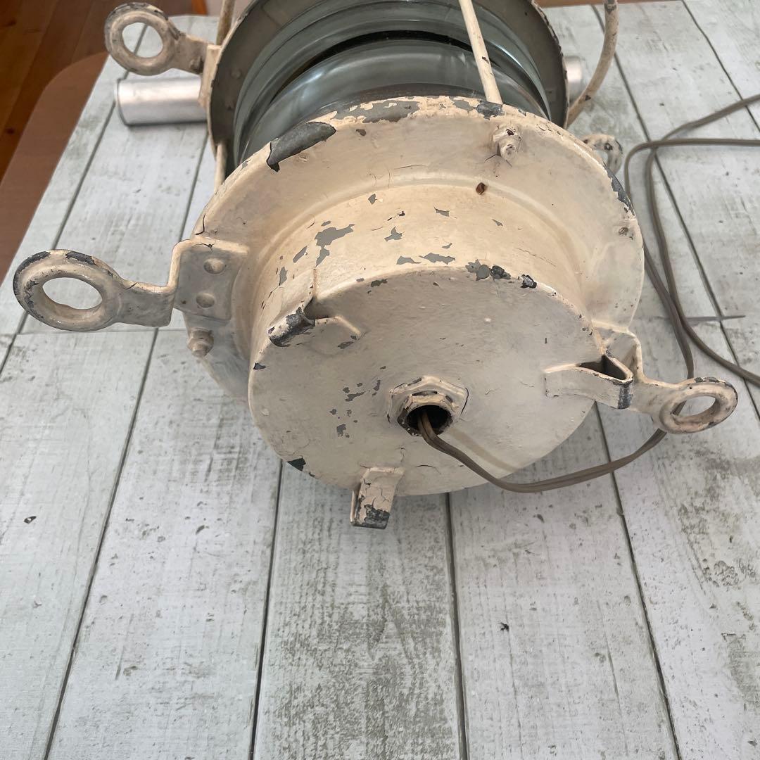 船尾燈　船用照明　マリンランプ　昭和レトロ アンティーク照明　海外使用　大きめ