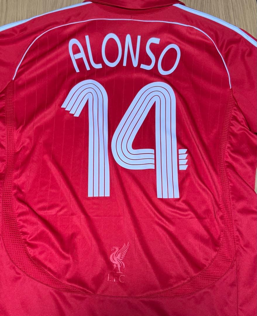 リヴァプール　シャビ・アロンソ　Xabi Alonso 06/08 ユニフォーム