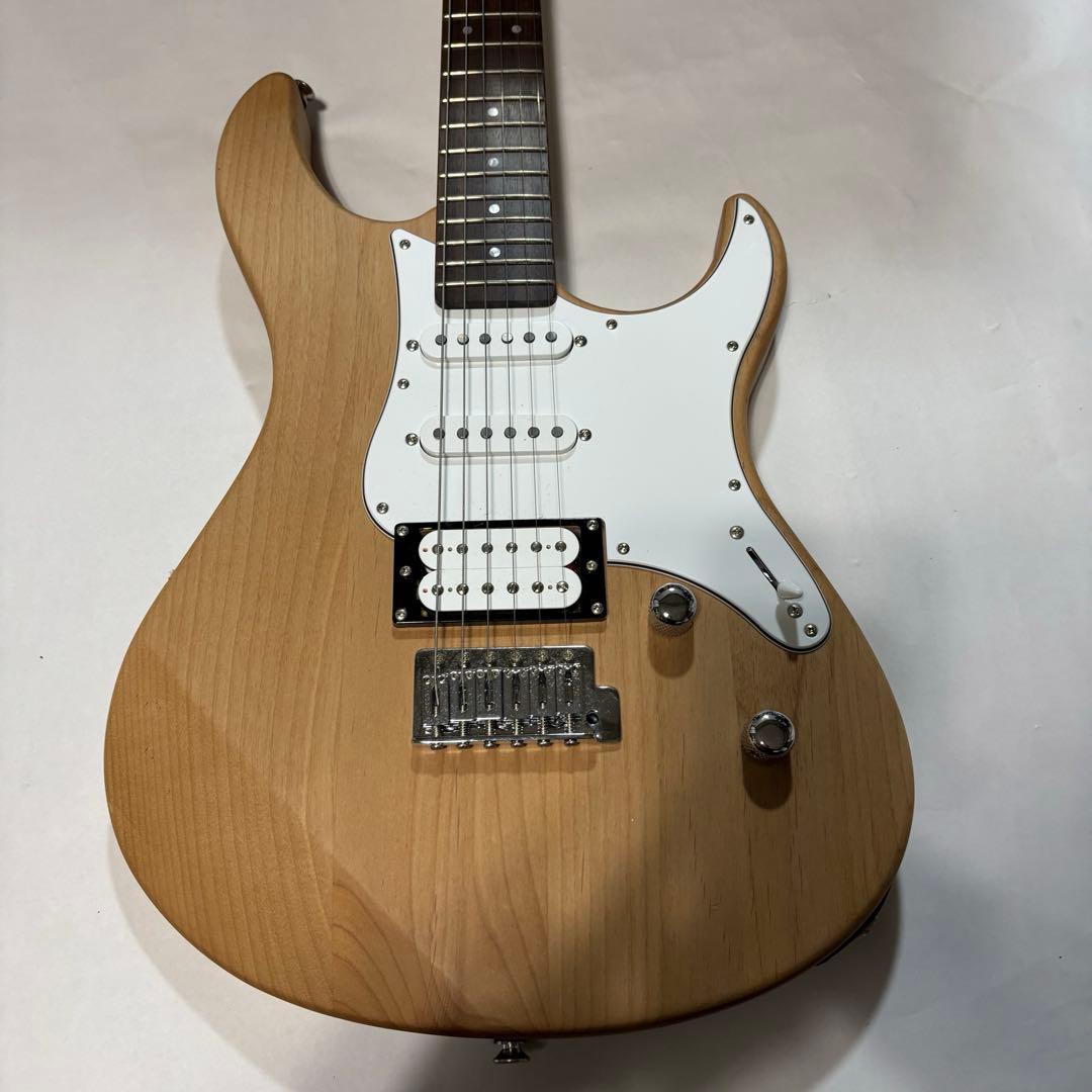 【お買い得品】ヤマハ PACIFICA エレキギター　初心者フルセット