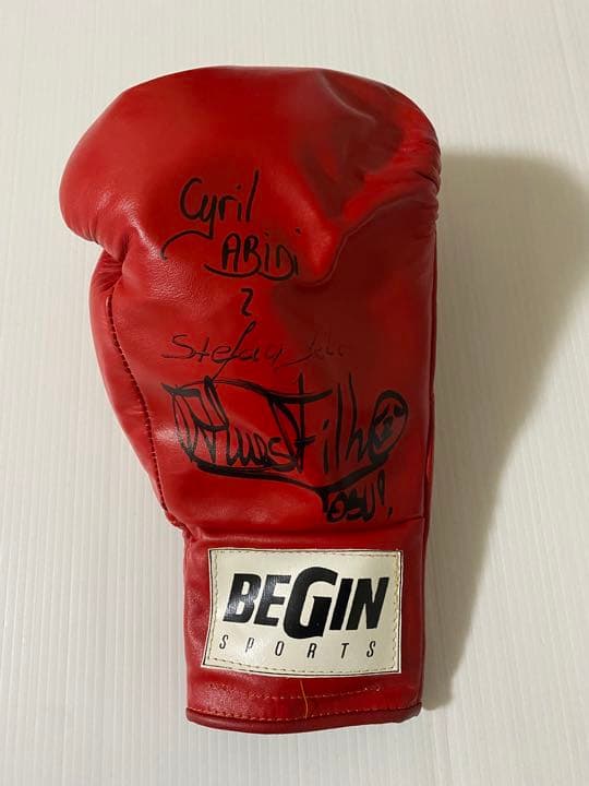 激レア K‐1サイン入りグローブ K‐1WGP2000