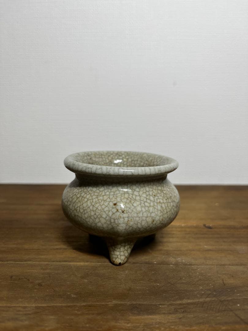 明時代　哥窯　三足香炉　明