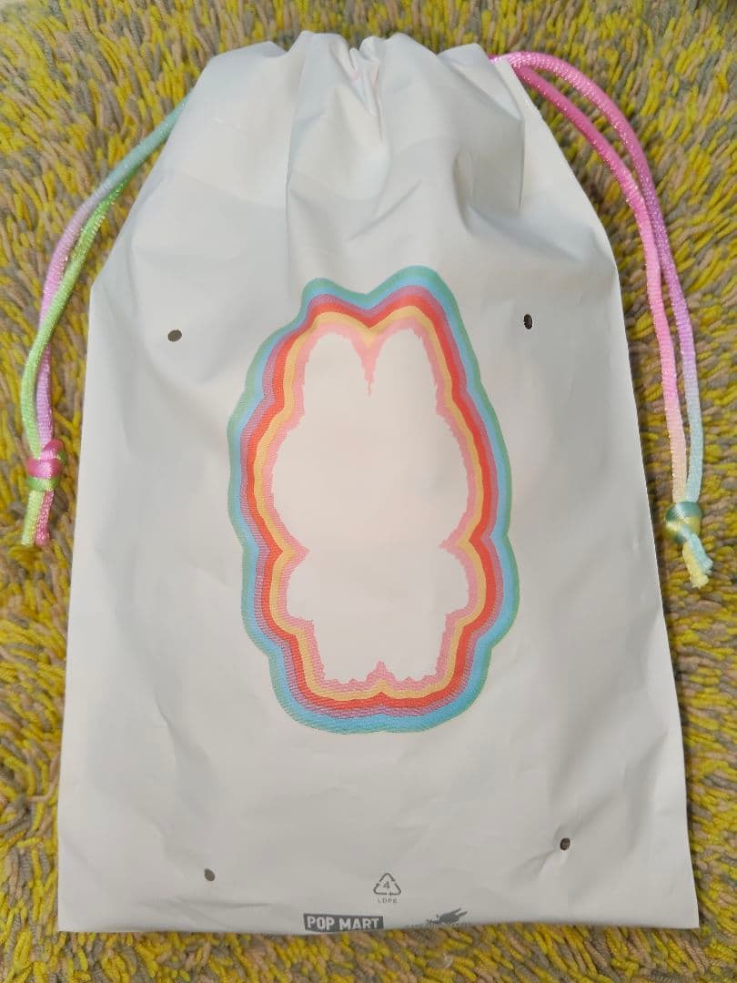 ラブブLABUBU Big into Energy シークレット☆