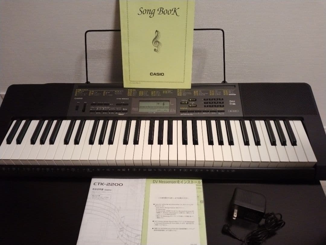 【美品】CASIO CTK-2200 電子ピアノ 電子キーボード 61鍵