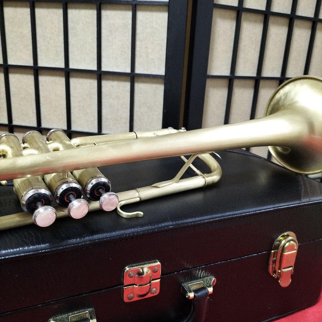 トランペットミネルバ