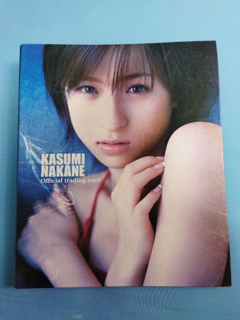 仲根かすみ　2005年カレンダー　トレカなどまとめセット　元タレント