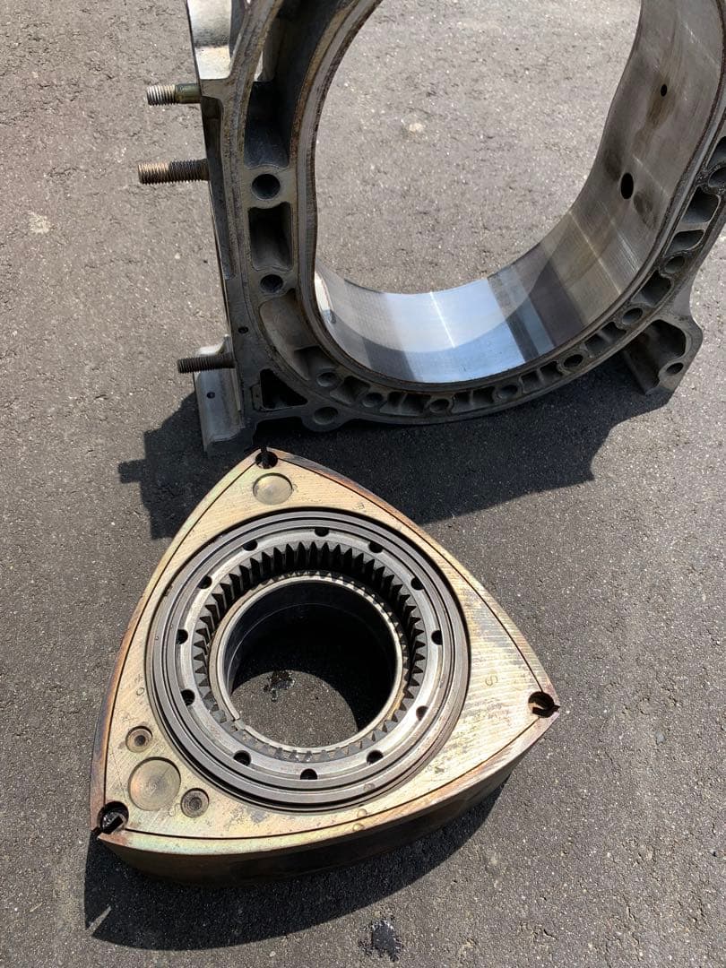 MAZDA 13B ロータリーエンジンハウジング